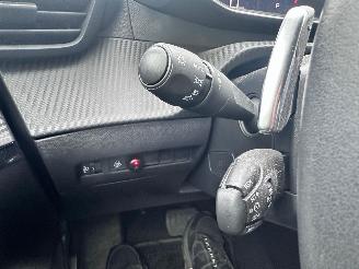 Peugeot 208 1.2 AUTOMAAT picture 13