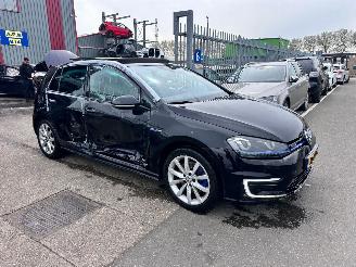 Volkswagen Golf 1.4 TSI / GTE / DSG / PANO picture 3