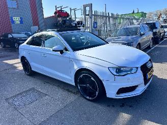 Audi A3 1.4 TFSI LIMOUSINE / S LINE / PANO / picture 3