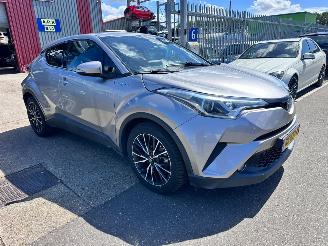 Toyota CH-R 1.8 HYRBIDE picture 3