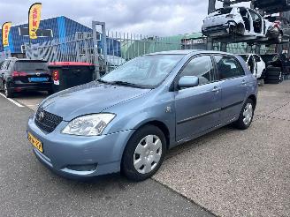 krockskadad bil auto Toyota Corolla 1.6 VVT-i TERRA 2004/3