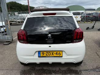 Peugeot 108 1.0 e-VTi Premiere TOP picture 6