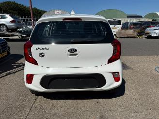 Kia Picanto 1.0 picture 5