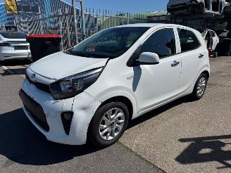 Auto incidentate Kia Picanto 1.0 2019/10