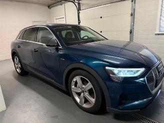skadebil auto Audi E-tron  2021/10
