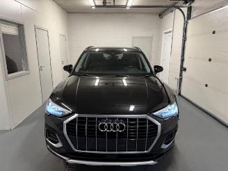 Audi Q3  picture 2
