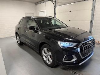 Schadeauto Audi Q3  2019/8