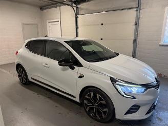 Renault Clio  picture 1