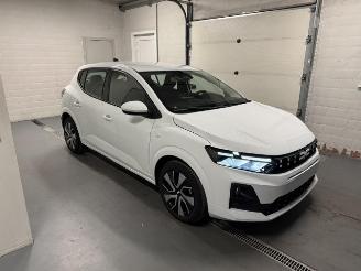 Unfallwagen Dacia Sandero  2026/3