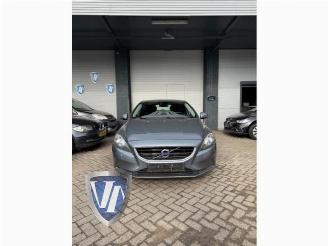 Volvo V-40 V40 (MV), Hatchback 5-drs, 2012 / 2019 2.0 D4 16V picture 1