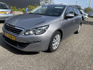 uszkodzony samochody osobowe Peugeot 308 1.6 hdi 2015/10