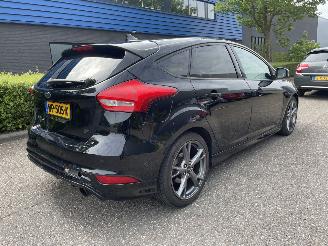 Ford Focus 1.5 150pk  ST picture 4