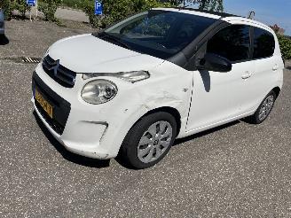 krockskadad bil auto Citroën C1 5drs cabrio 2016/2