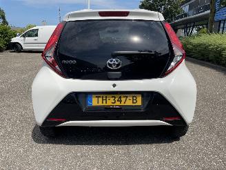 Unfallwagen Toyota Aygo 5drs airco 2018/8