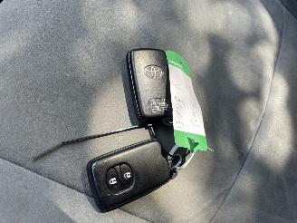 Toyota Prius 1.8 hybrid picture 16