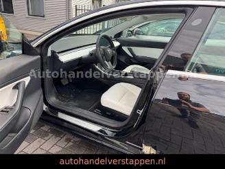 Tesla Model 3 Long Range Dual AWD picture 16