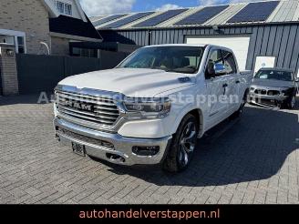 škoda osobní automobily Dodge Ram 1500 Longhorn 5.7L HEMI V8 Pano Airsuspen 2019/3