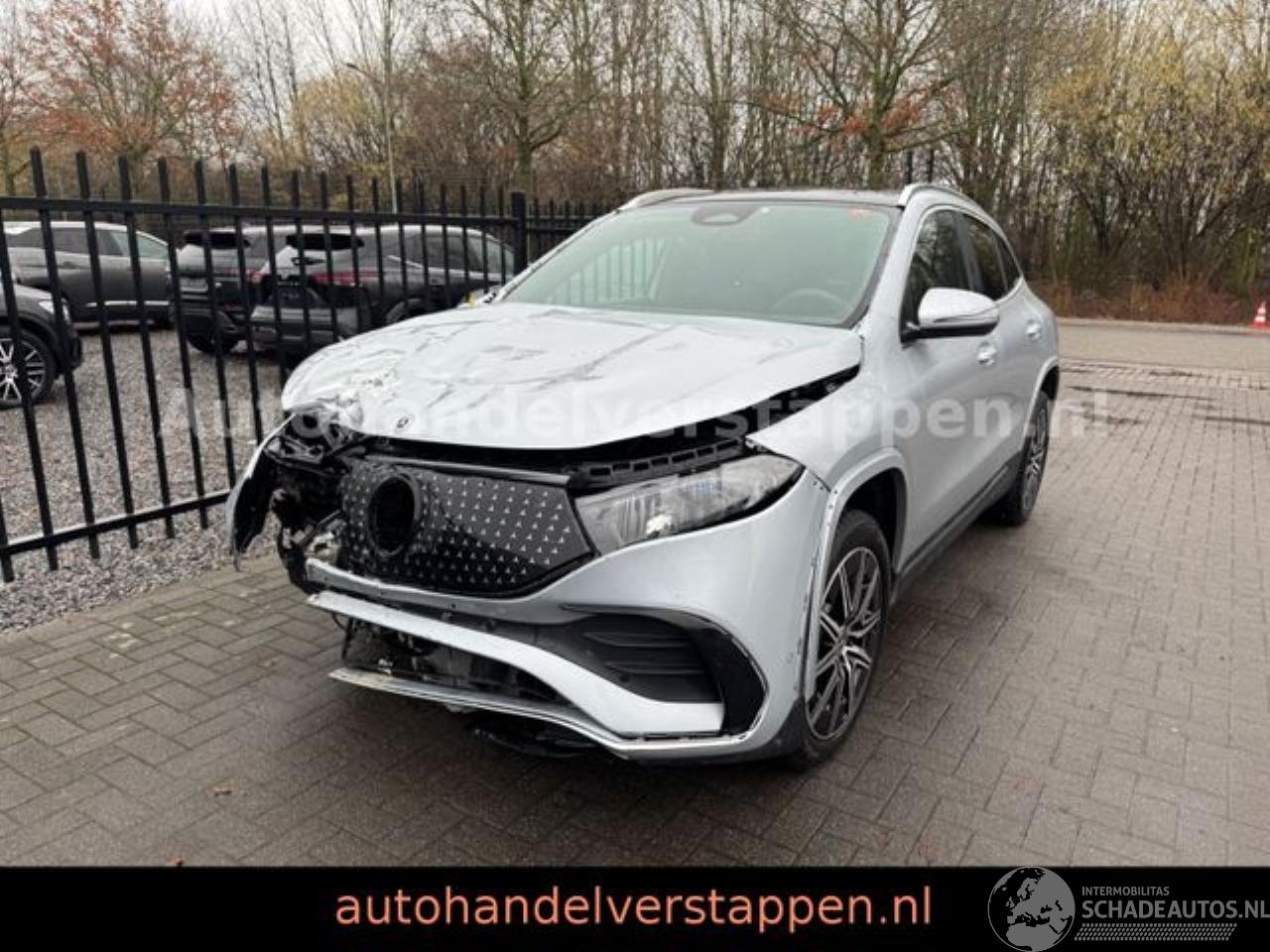 Mercedes EQA 250+ AMG Sport Pano FACELIFT