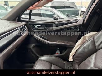 Porsche Macan PDK 180KW Pano PASM LUFTVED BOSE picture 23