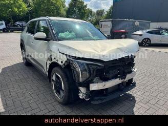 Coche accidentado Kia EV3 150 kW 81KWH BATTERY  BUSINESS PLUS 2025/4