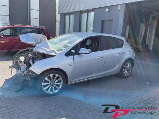 Opel Astra Astra J (PC6/PD6/PE6/PF6), Hatchback 5-drs, 2009 / 2015 1.4 16V ecoFLEX picture 1