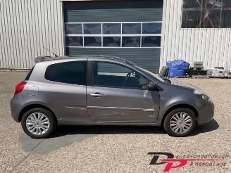 Renault Clio Clio III (BR/CR), Hatchback, 2005 / 2014 1.2 16V TCe 100 picture 5