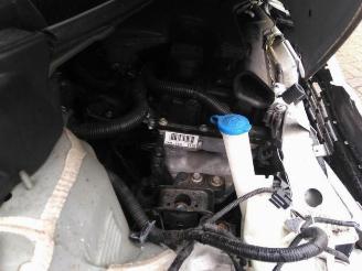 Peugeot 108 108, Hatchback, 2014 1.0 12V picture 4