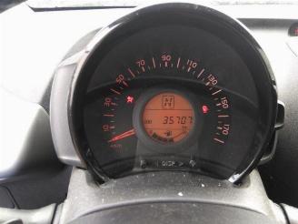 Peugeot 108 108, Hatchback, 2014 1.0 12V picture 24