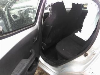 Peugeot 108 108, Hatchback, 2014 1.0 12V picture 17