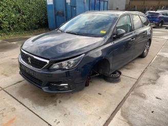 krockskadad bil bedrijf Peugeot 308 308 SW (L4/L9/LC/LJ/LR), Combi 5-drs, 2014 / 2021 1.5 BlueHDi 130 2019/1