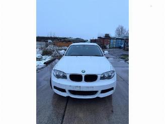 Vrakbiler auto BMW 1-serie 1 serie (E87/87N), Hatchback 5-drs, 2003 / 2012 116d 16V 2010/11