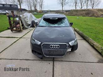 Dezmembrări autoturisme Audi A1 A1 Sportback (8XA/8XF), Hatchback 5-drs, 2011 / 2018 1.2 TFSI 2012/6