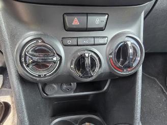 Peugeot 208 208 I (CA/CC/CK/CL), Hatchback, 2012 / 2019 1.2 Vti 12V PureTech 82 picture 11