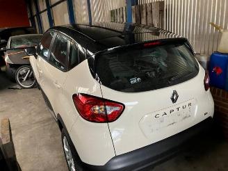 Uttjänta bilar auto Renault Captur Captur I (2R), SUV, 2013 1.2 TCE 16V EDC 2015/6