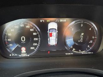 Volvo V-60 R-DESIGN 2.0 D MOMENTUM-LEER-PANO-AUTOMAAT-150PK-BOM VOL picture 27