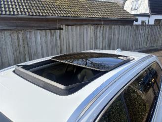 Volvo V-60 R-DESIGN 2.0 D MOMENTUM-LEER-PANO-AUTOMAAT-150PK-BOM VOL picture 10