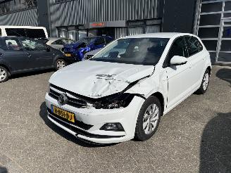 Volkswagen Polo 1.0 MPI Comfortline picture 1