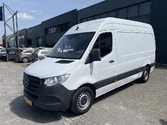 Schadeauto Mercedes Sprinter 314 CDI L2H2 Automaat 2021/6