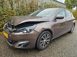 škoda osobní automobily Peugeot 308 1.6 16V THP Hatchback 4Dr Benzine 1.598cc 92kW 2014/1