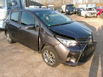 Toyota Yaris 1.0 Comfort 5 Drs picture 3
