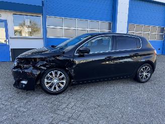 Coche accidentado Peugeot 308 1.2 PURE TECH  ALLURE 2017/1