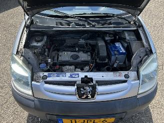 Peugeot Partner MPV 1.4 Quiksilver picture 23