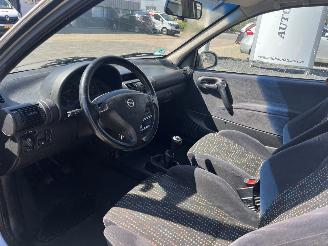 Opel Corsa 1.6i-16V GSi Cool picture 11