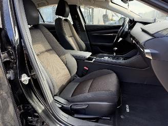 Mazda 3 2.0 e-SkyActiv-G M Hybrid 122 Comfort picture 13