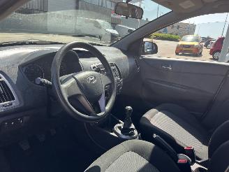 Hyundai I-20 1.2i i-Drive picture 13