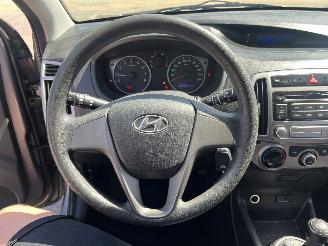 Hyundai I-20 1.2i i-Drive picture 16