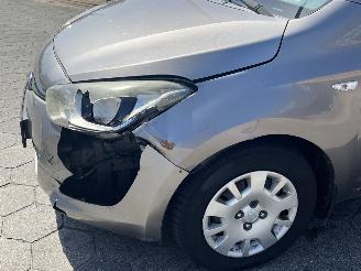 Hyundai I-20 1.2i i-Drive picture 9