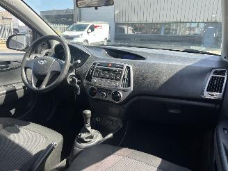 Hyundai I-20 1.2i i-Drive picture 12