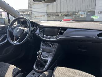 Opel Astra 1.0 Business+ picture 14