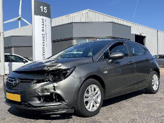 skadebil auto Opel Astra 1.0 Business+ 2018/2